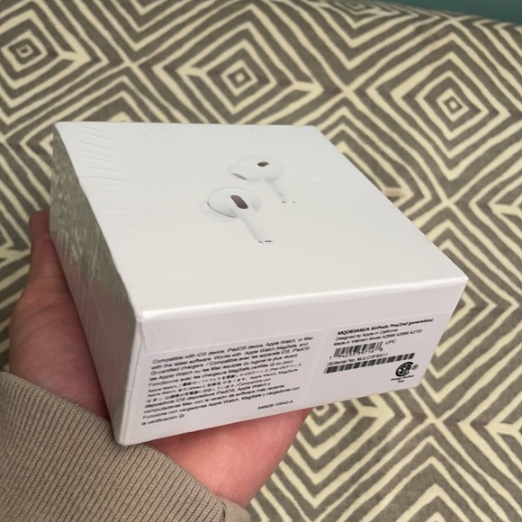 Apple AirPods Pro (2nd Gen) Bluetooth - White - Picture 3 of 4